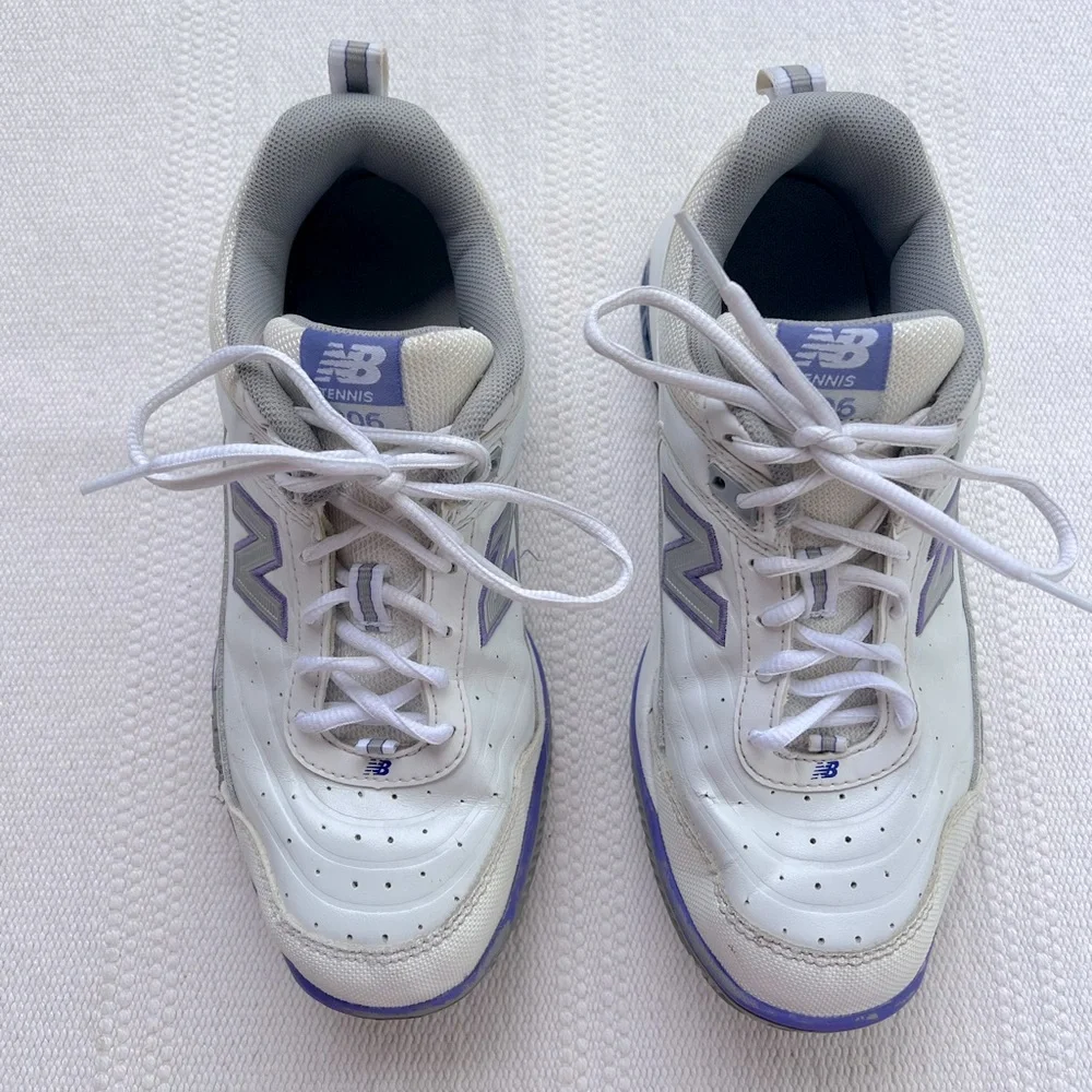New Balance 806 Retro Sneakers Size 8.5 Woman
